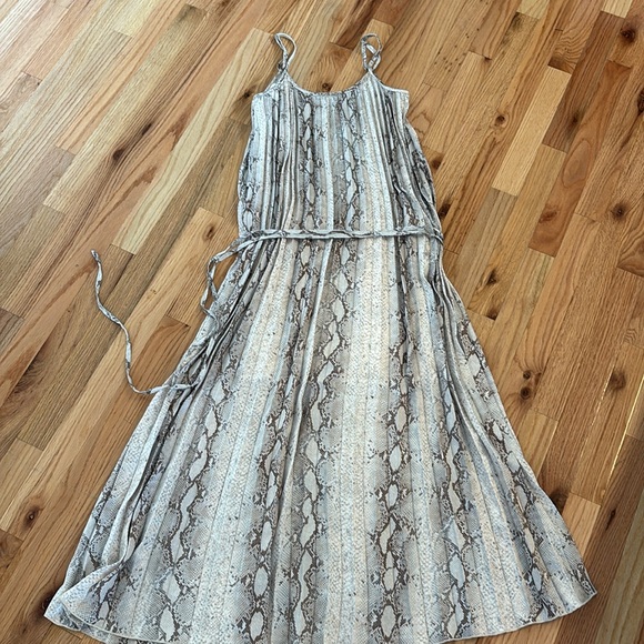 BISHOP + YOUNG WOMENS BOUTIQUE MIDI LENGTH PLEATED DRESS SLEEVELESS XS ANIMAL - Picture 3 of 5